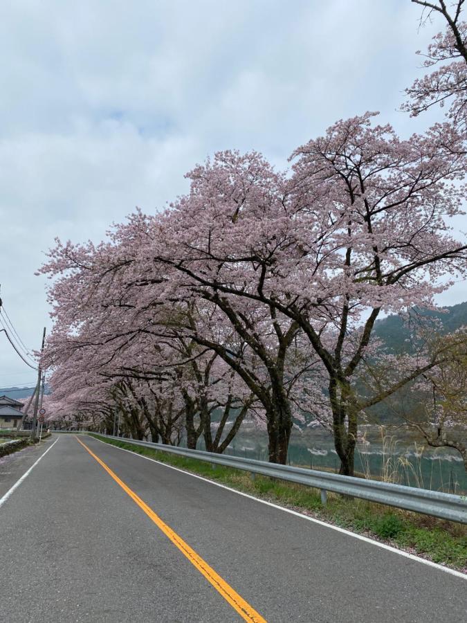 花緑里-Hanamidori-乙原のやど 岐阜下呂温泉郡上飛騨金山湖畔リゾート Gujo Exterior photo